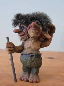 lot 196 image: Vintage 3-Headed Troll theme Handmade Figurine by NyForm (Norway) #150