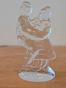 lot 252 image: Vintage Swedish Glass Sculpture  Modern Folk style