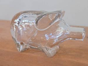 lot 270 image: GinPig Pig theme Clear Glass Decanter