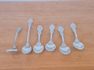 lot 38A image: Lot of (6) 217-grams (total) Sterling Silver Spoons - Frances I by Reed and Barton