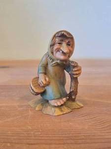 lot 285 image: Vintage Little Folks of the Salvans Collection Gnome theme The Ale Woman Hand Carved Wood Figurine by Anri (Italy)