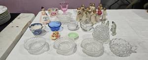 lot 2097 image: Assorted Household Decor & Dishes