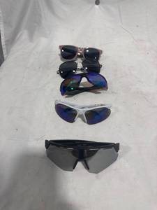 lot 2120 image: Assorted Sunglasses Lot