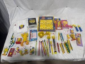 lot 2130 image: Tweety Bird Merchandise Lot