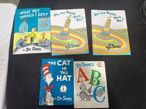 lot 2132 image: Dr. Seuss Book Collection
