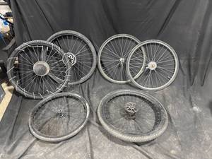 lot 2167 image: Assorted Bicycle Wheels Lot
