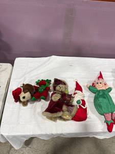 lot 2172 image: Assorted Christmas Plush Decorations