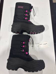 lot 2188 image: Ranger Womens Snow Boots