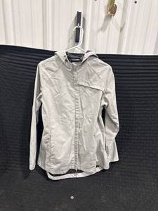 lot 2209 image: New Balance Hooded Jacket