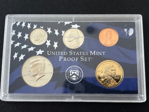 lot 8 image: 2000-S Proof Set