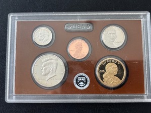 lot 19 image: 2013-S Proof Set