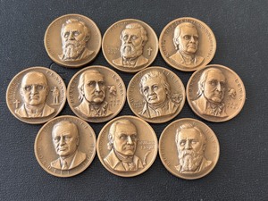 lot 53 image: U.S. Historical Medallions