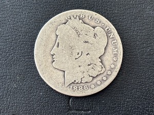 lot 74 image: 1886-O Morgan Dollar