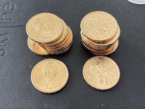 lot 102 image: Dollar Coins