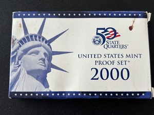 lot 127 image: 2000-S Proof Set