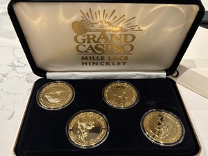 lot 164 image: 2000 Grand Casino Tokens