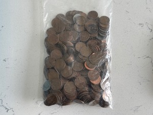 lot 137 image: Lincoln Wheat Cents