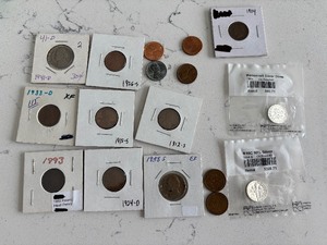lot 139 image: Assorted Coins