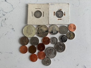 lot 142 image: Assorted Coins