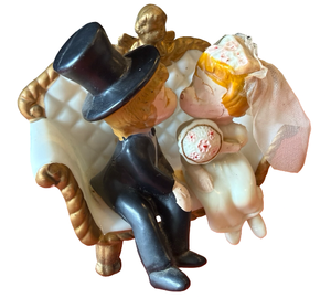 lot 44 image: Vintage 1970 Wilton Inc Wedding Cake Topper