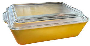 lot 36 image: Vintage Primary Red Refrigerator Dish with Lid