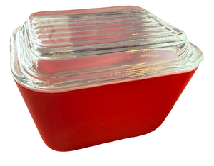 lot 37 image: Vintage Primary Red Refrigerator Dish with Ribbed Lid