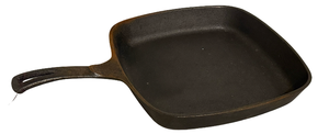 lot 17 image: Griswold Square Cast Iron Skillet