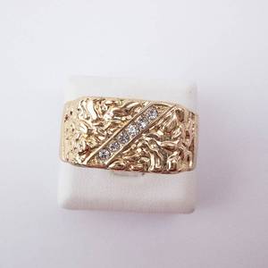 Mens Crystal Textured Gold-Tone Ring Size 12.5