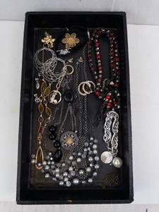 Costume Jewelry Assortment - Necklaces, Bracelets, Earrings, Pearls & Rings