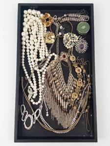 Assorted Costume Pearl Jewelry - Necklaces, Brooches & Chains