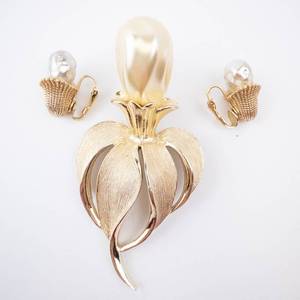 Floral Gold-Tone Brooch & Pearl Clip-On Earrings Set