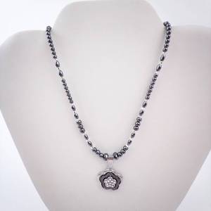 Hematite Bead Flower Pendant Necklace
