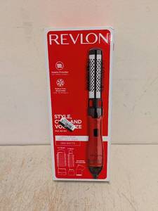 lot 50 image: NEW REVLON HOT AIR KIT