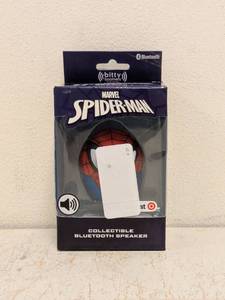 lot 13 image: NEW MARVEL SPIDER-MAN COLLECTIBLE BLUETOOTH SPEAKER