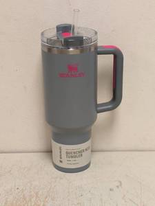 lot 206 image: NEW STANLEY QUENCHER H2.0 TUMBLER GRAY AND PINK