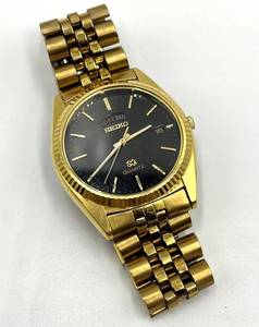 lot 51S image: Seiko Mens Gold-Tone Quartz Day-Date Watch