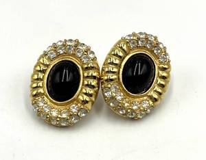 lot 95S image: Richelieu Oval Earrings