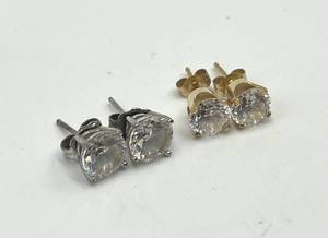 lot 100S image: Cubic Zirconia Stud Earrings 925 Silver & 14K Gold - 6.3mm