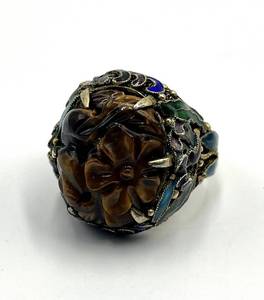 lot 116 image: Chinese Silver Carved Tigers Eye Adjustable Ring