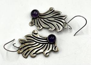 lot 126S image: Mexican Silver Amethyst Dangle Earrings