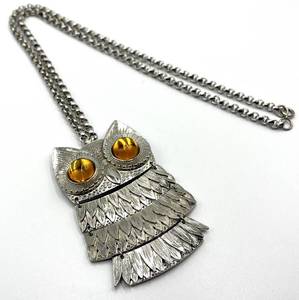 lot 139S image: Owl Pendant Necklace - Silver Tone with Amber Eyes
