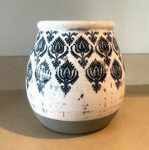 lot 35C image: LL - Ceramic Pot - White Glaze with Black Damask Pattern