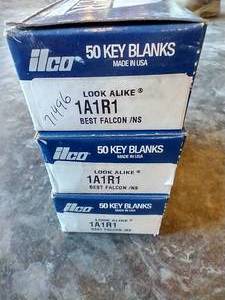 lot 43 image: (3) Boxes Ilco Nickel Silver Key Blanks - 1A1R1