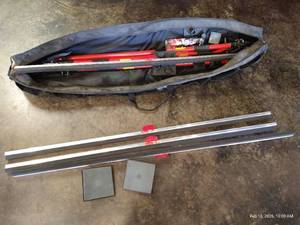 lot 66 image: (1) Like New Set of Third Hand Support Poles