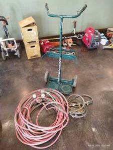 lot 69 image: Welding Torch Cart, Hoses, & Torch Head