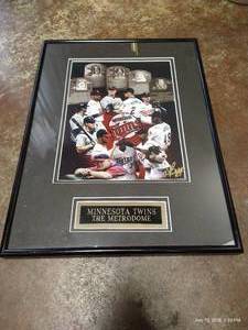 lot 116 image: Minnesota Twins Picture
