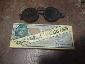 lot 143 image: VintageAntique Columbia Goggles