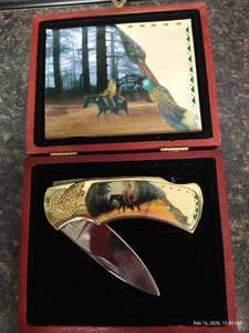 lot 187 image: Collectible Decorative Native American Folding Knife in Box