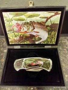 lot 196 image: Collectible Decorative Fish Folding Knife in Box