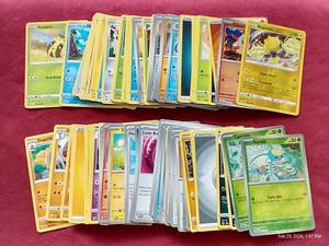 lot 254 image: (100) Pokemon Cards